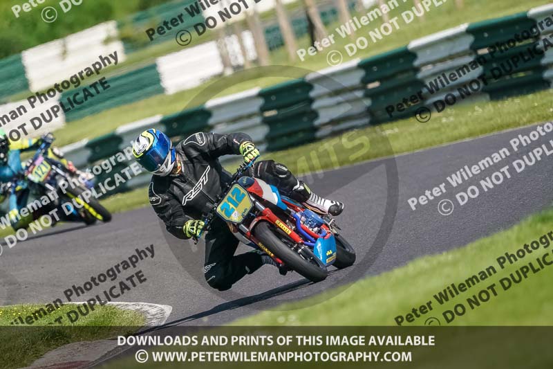 cadwell no limits trackday;cadwell park;cadwell park photographs;cadwell trackday photographs;enduro digital images;event digital images;eventdigitalimages;no limits trackdays;peter wileman photography;racing digital images;trackday digital images;trackday photos